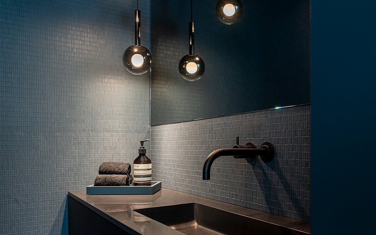 schmidt holzinger innenarchitekten rodgau gaeste wc mit mikro mosaik